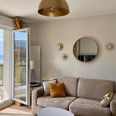 Apartamento The Ammonite Sea View With Large Balcony Bénerville-sur-Mer Exterior foto